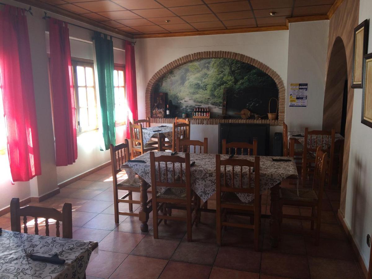 El Cruce Hornos酒店 外观 照片