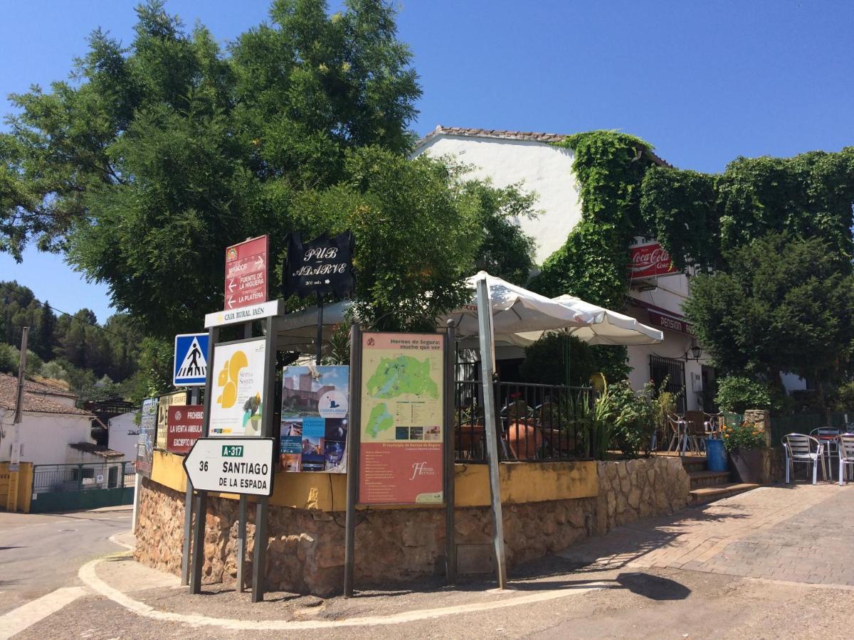 El Cruce Hornos酒店 外观 照片